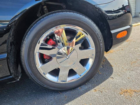 2002 Ford Thunderbird Deluxe