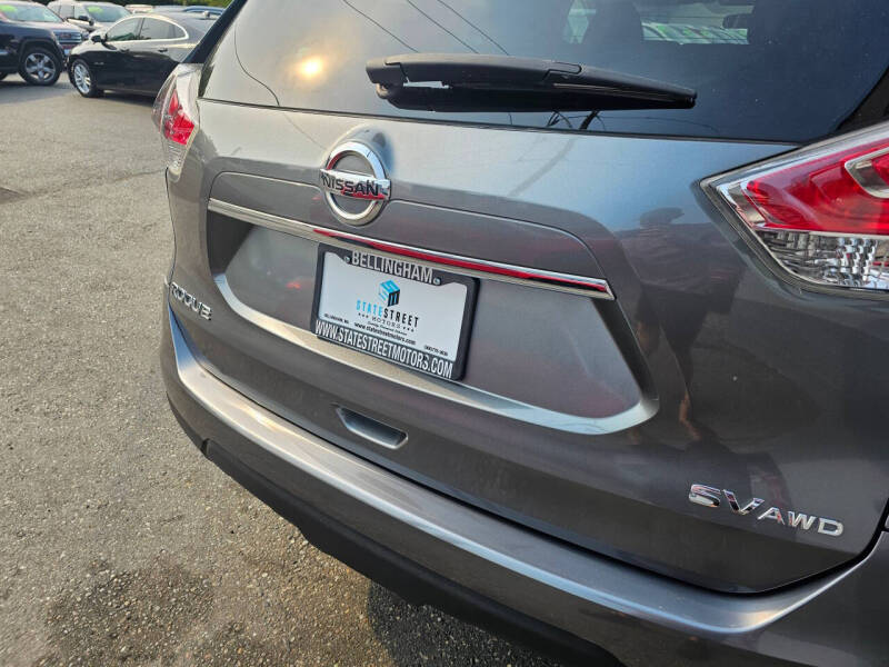 2016 Nissan Rogue SV