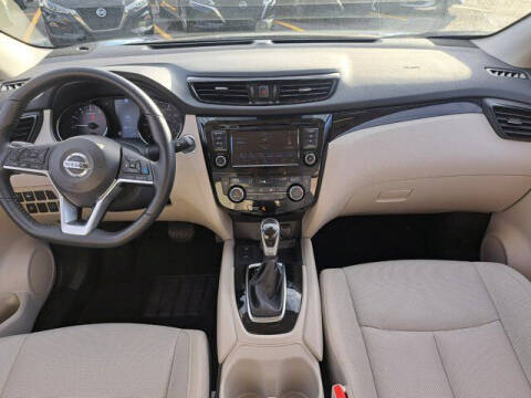 2022 Nissan Rogue Sport SL