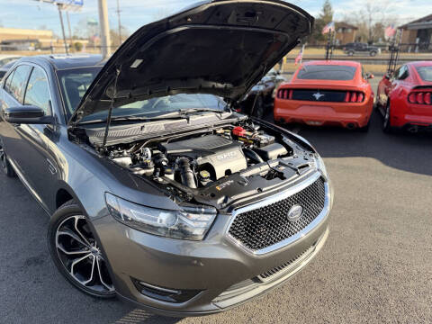 2016 Ford Taurus SHO