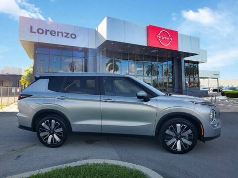 2025 Mitsubishi Outlander SE