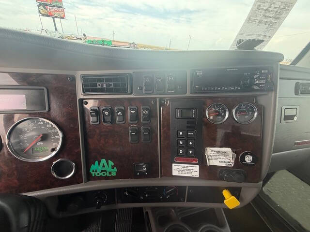 2019 Kenworth T270