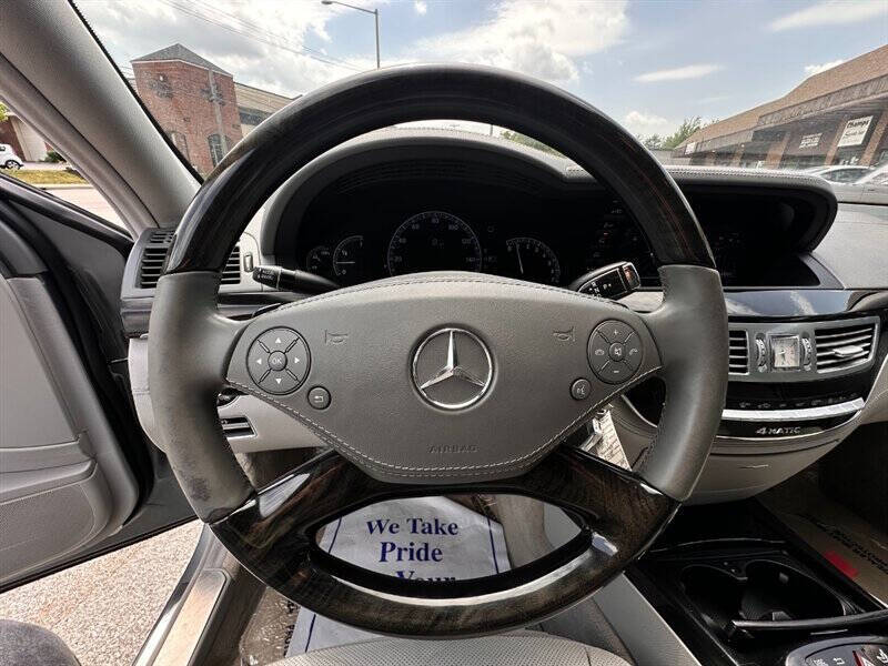 2013 Mercedes-Benz S-Class S 550 4MATIC