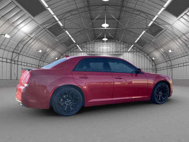 2017 Chrysler 300