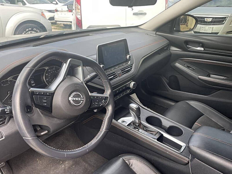 2020 Nissan Altima 2.5 SR