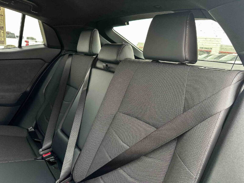 2026 Toyota C-HR SE