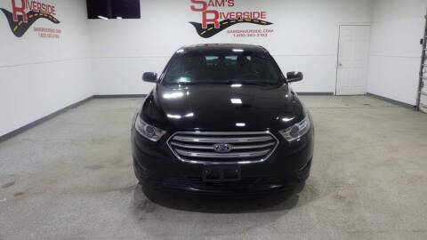 2018 Ford Taurus SEL