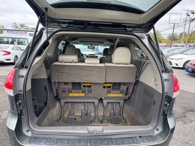 2013 Toyota Sienna