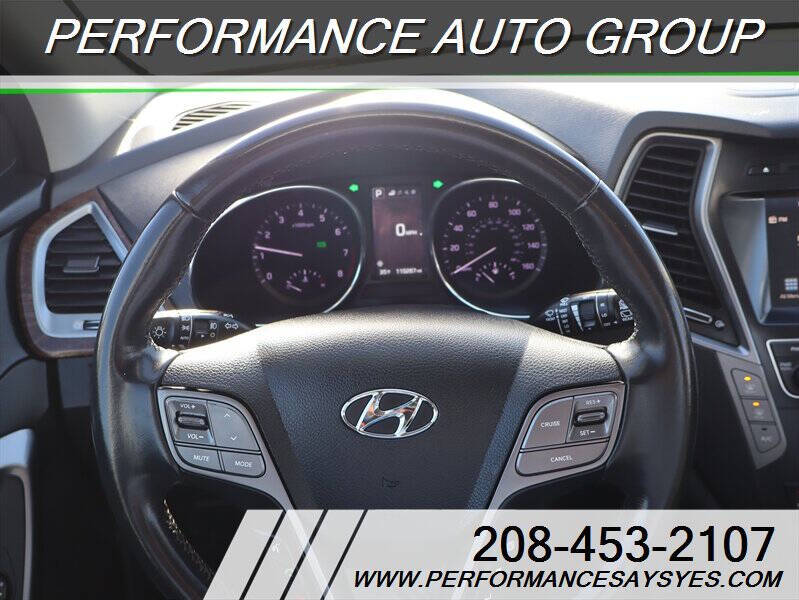 2017 Hyundai Santa Fe Limited