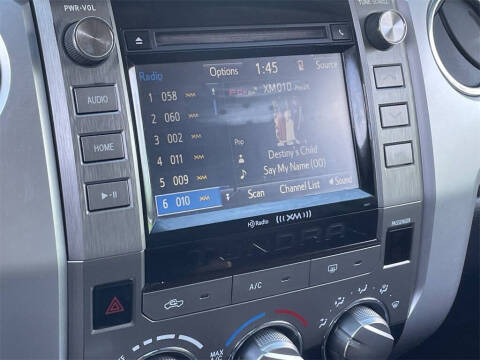 2017 Toyota Tundra SR5