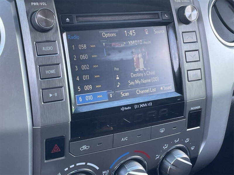 2017 Toyota Tundra SR5