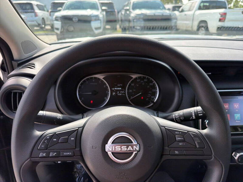 2024 Nissan Kicks S