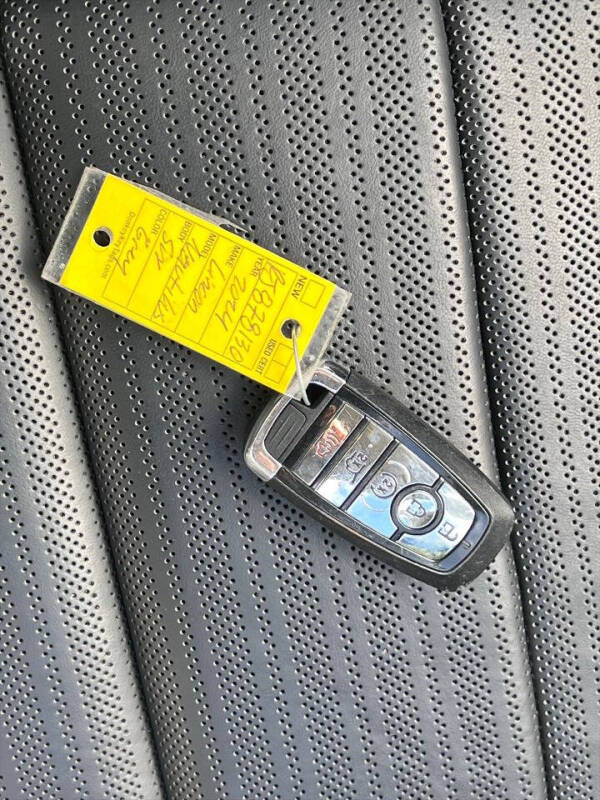 2024 Lincoln Nautilus Reserve