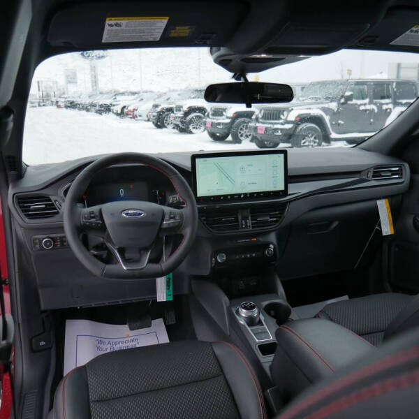 2026 Ford Escape Hybrid ST-Line Select