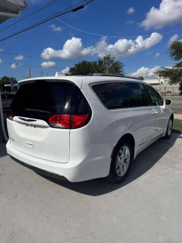 2018 Chrysler Pacifica Touring L