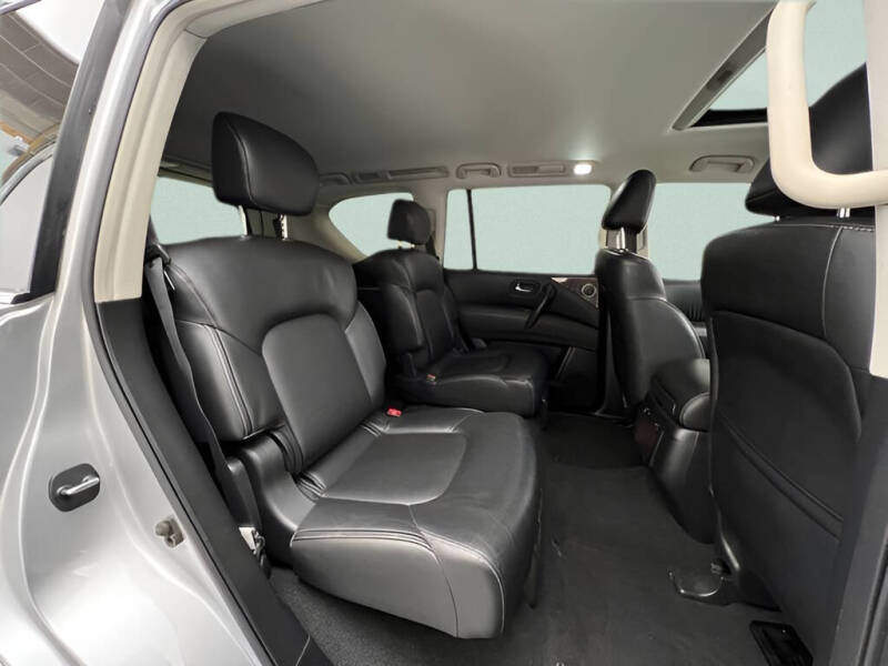 2017 Infiniti QX80