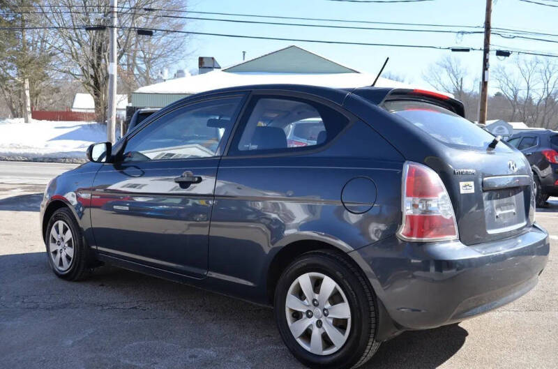 2011 Hyundai Accent GS