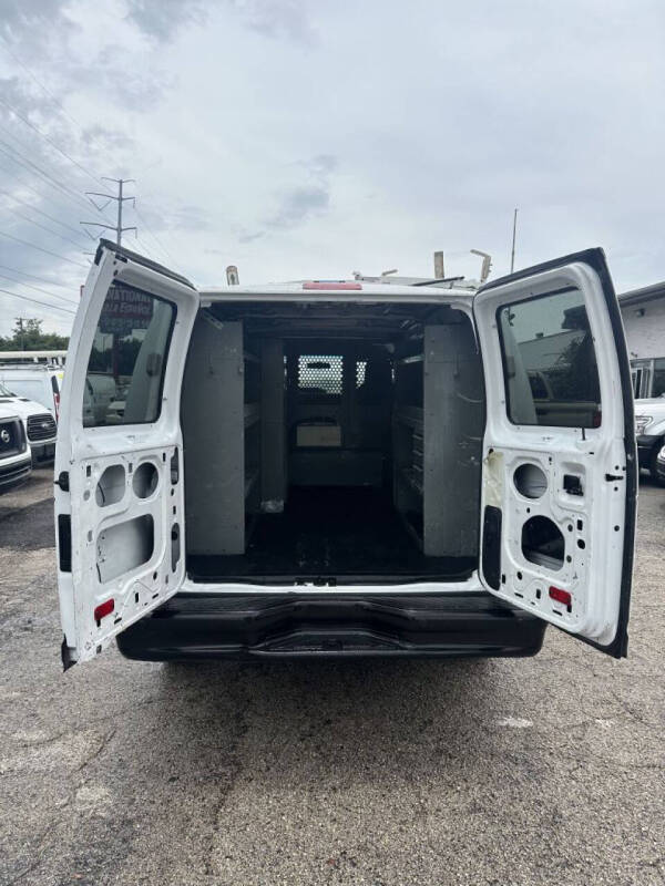 2009 Ford E-Series E-250