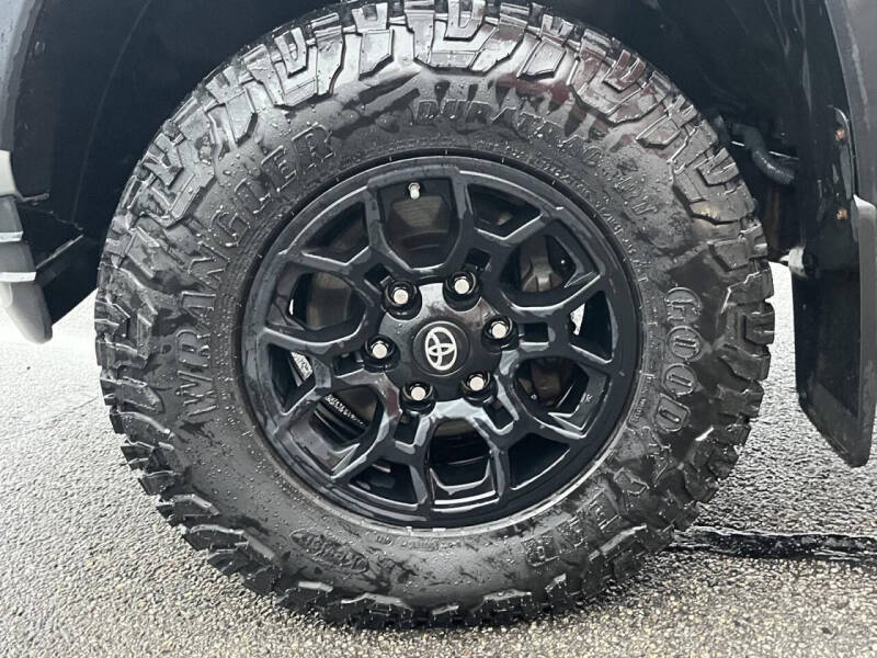 2019 Toyota Tacoma SR