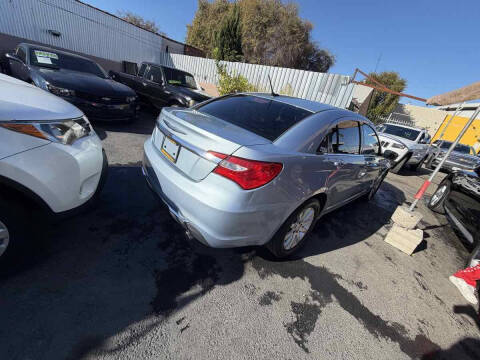 2013 Chrysler 200 Touring