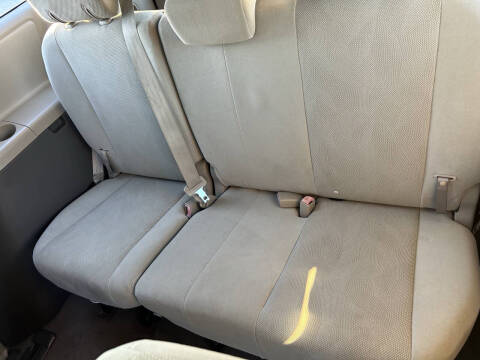 2013 Toyota Sienna L 7-Passenger