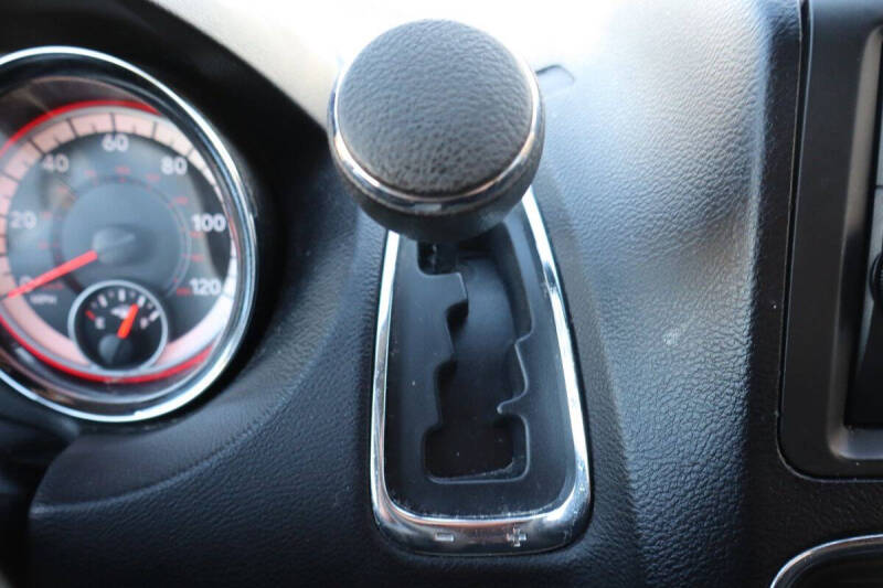 2015 Dodge Grand Caravan SE