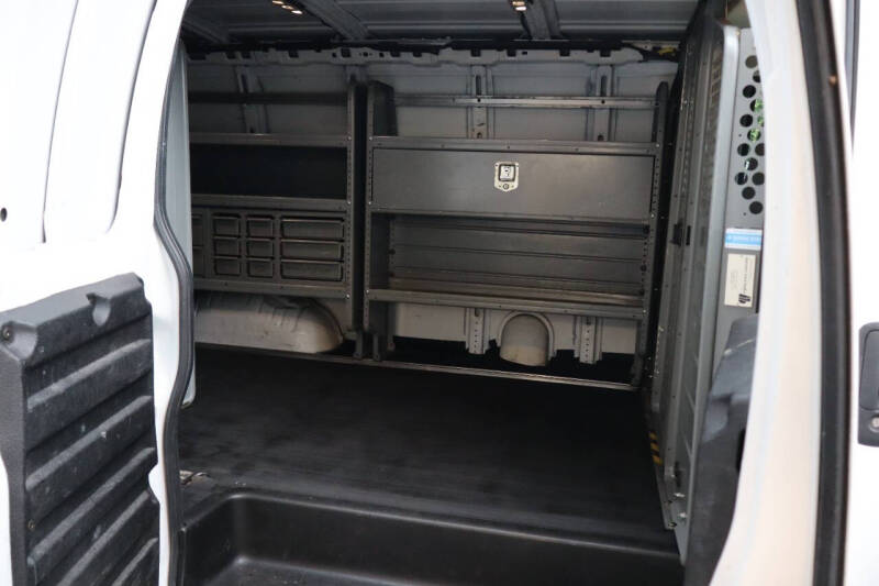 2017 Chevrolet Express 2500
