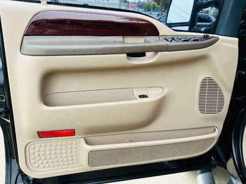 2004 Ford Excursion Limited