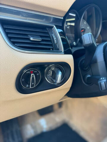 2016 Porsche Macan S