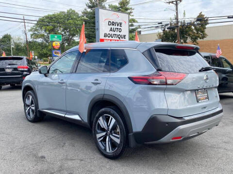 2021 Nissan Rogue SL
