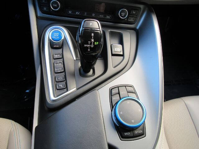 2014 BMW i8