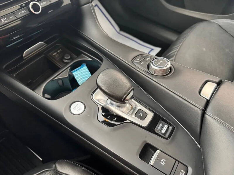 2022 Infiniti QX50 Luxe