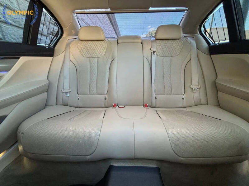 2016 BMW 7 Series 740i