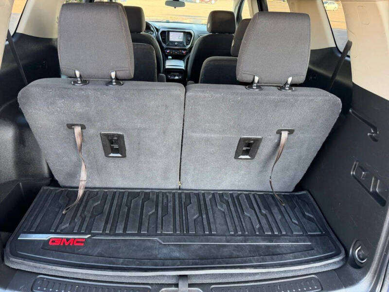 2019 GMC Acadia SLE-2