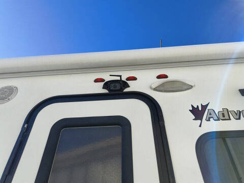 2015 Adventurer 86SBS