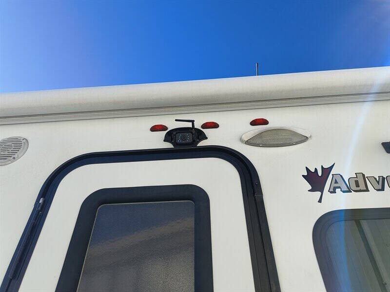 2015 Adventurer 86SBS