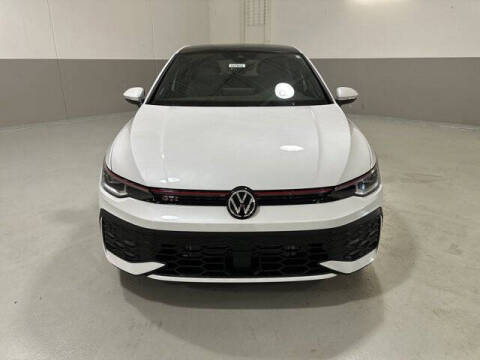 2025 Volkswagen Golf GTI SE
