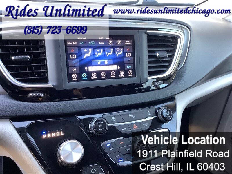 2020 Chrysler Pacifica Touring L