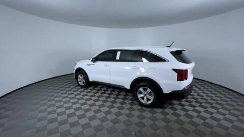 2023 Kia Sorento LX