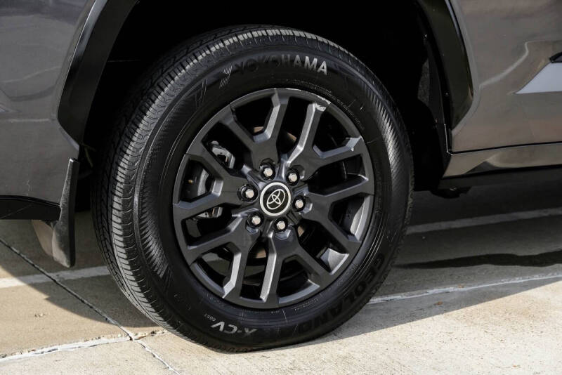 2023 Toyota Sequoia Platinum