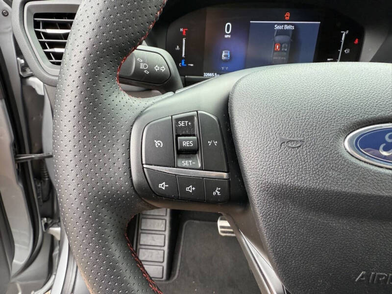 2024 Ford Escape ST-Line