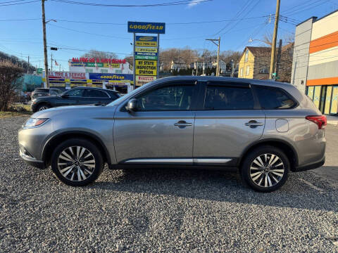 2020 Mitsubishi Outlander ES