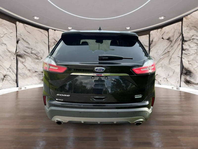 2020 Ford Edge