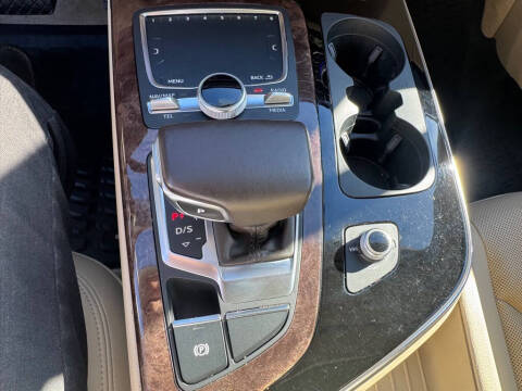 2019 Audi Q7 quattro Prestige 55 TFSI