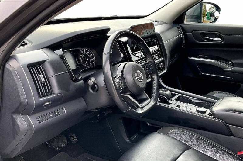 2022 Nissan Pathfinder