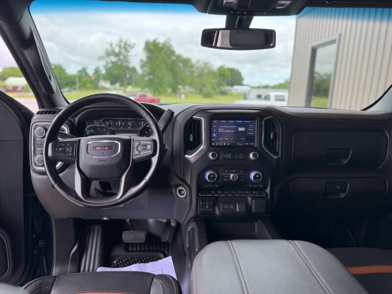 2023 GMC Sierra 2500HD AT4 - Photo 12