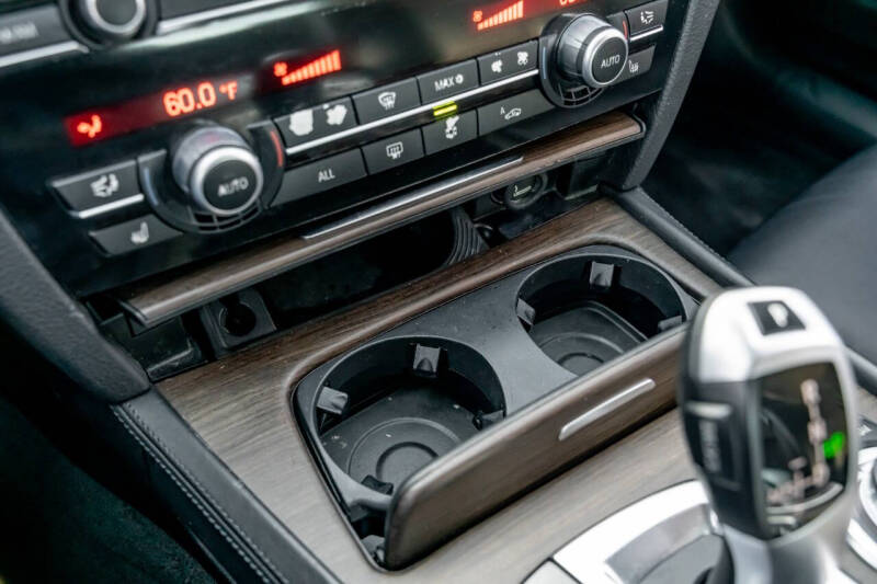 2011 BMW 7 Series 750Li xDrive