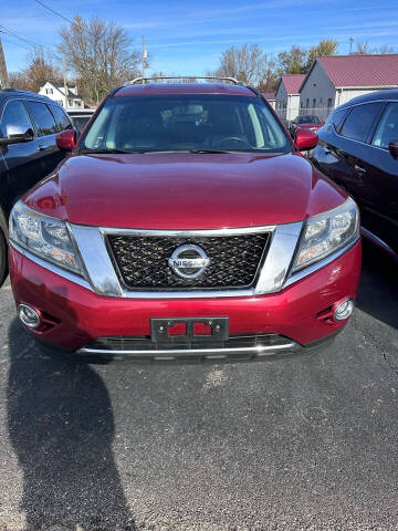 2014 Nissan Pathfinder for sale at Discount Motor Sales in Lorain OH