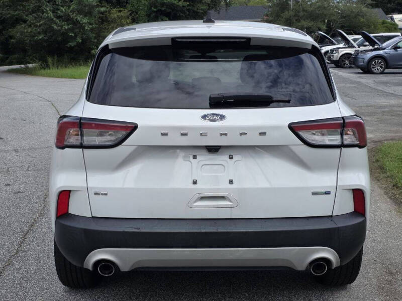 2020 Ford Escape SE