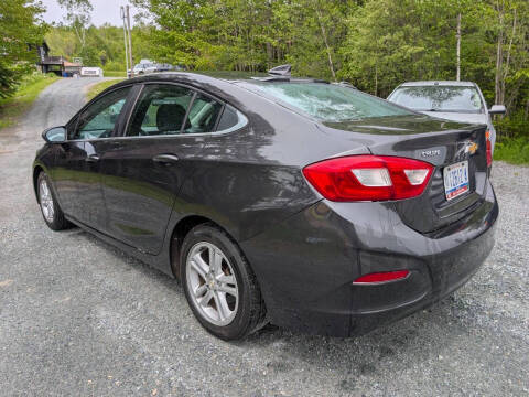 2017 Chevrolet Cruze LT Auto